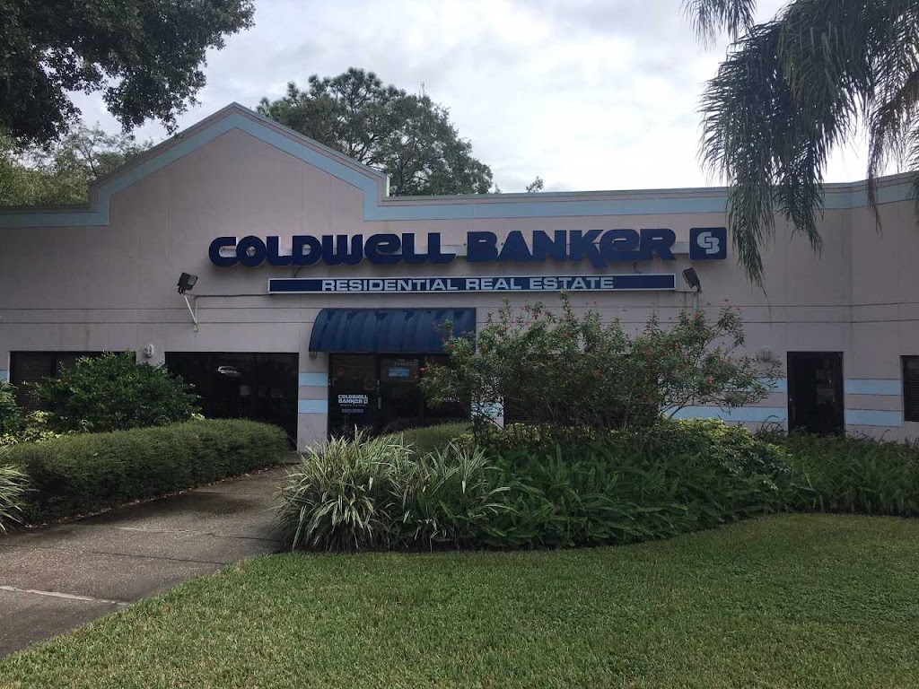 Julia Horton Coldwell Banker Realty Palm Harbor | 3474 Tampa Rd, Palm Harbor, FL 34684, USA | Phone: (727) 366-0324