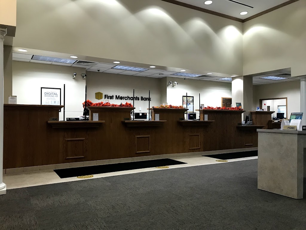 First Merchants Bank | 11075 Isabelle Dr, New Haven, IN 46774, USA | Phone: (260) 469-6344