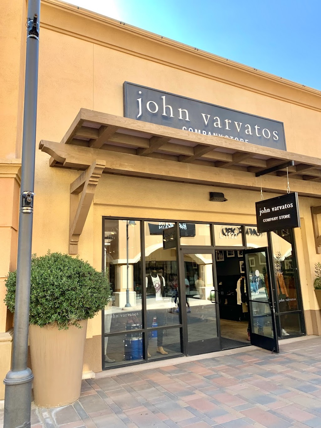 John Varvatos | 48400 Seminole Dr Suite 912, Cabazon, CA 92230, USA | Phone: (951) 900-4390