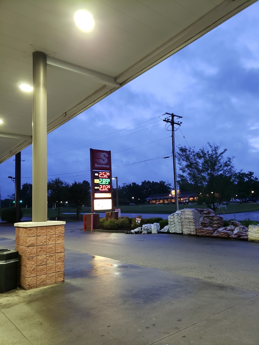 Speedway | 1620 Mt Eden Rd, Shelbyville, KY 40065, USA | Phone: (502) 844-2262