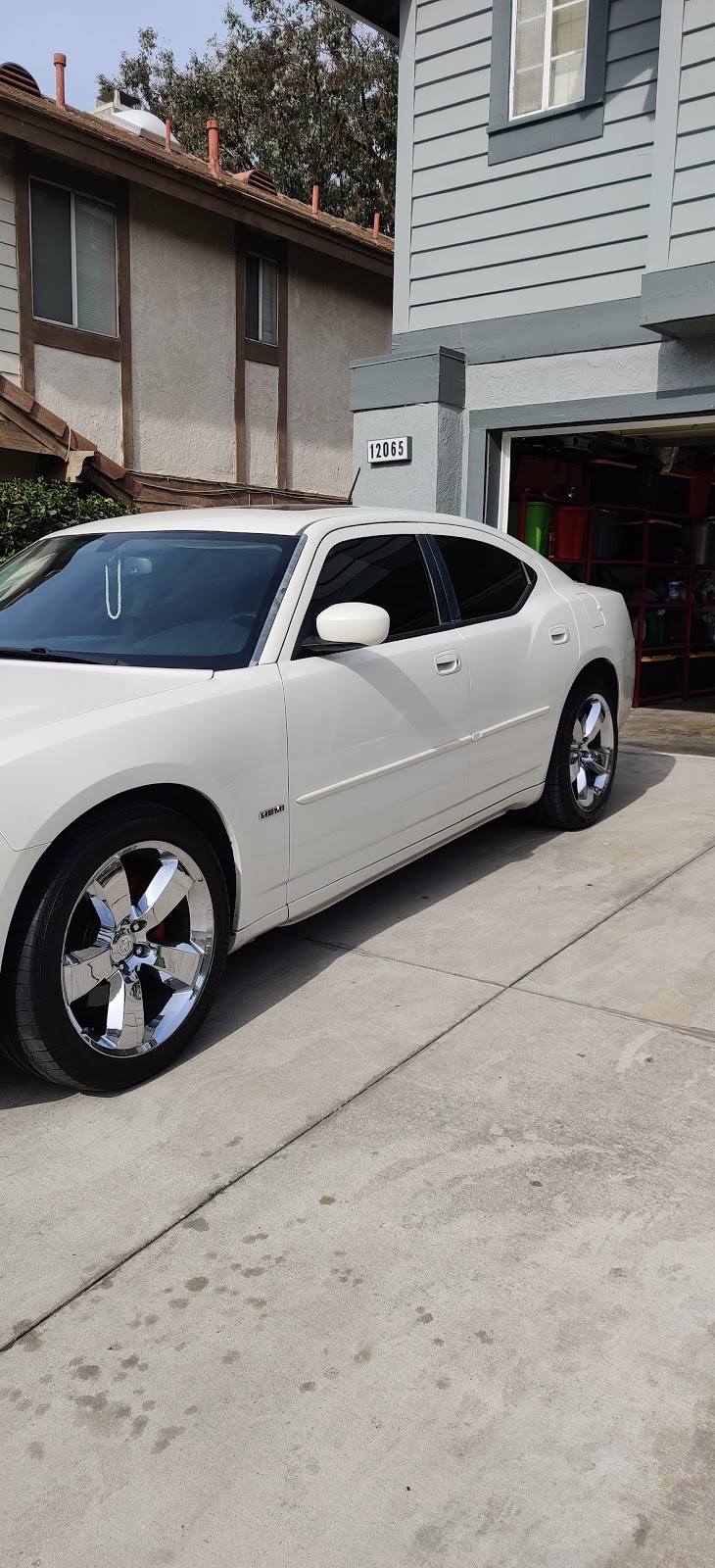 Jose mobile window tint | 422 E La Deney Dr, Ontario, CA 91764, USA | Phone: (323) 443-5624