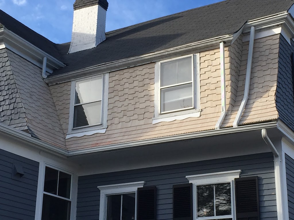 ROBERT ROOFING AND GUTTERS, INC. | 82 Main St, Norfolk, MA 02056 | Phone: (857) 247-8709