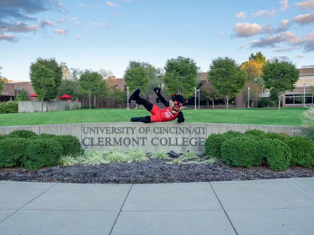 UC Clermont College | 4200 Clermont College Dr, Batavia, OH 45103 | Phone: (513) 732-5200