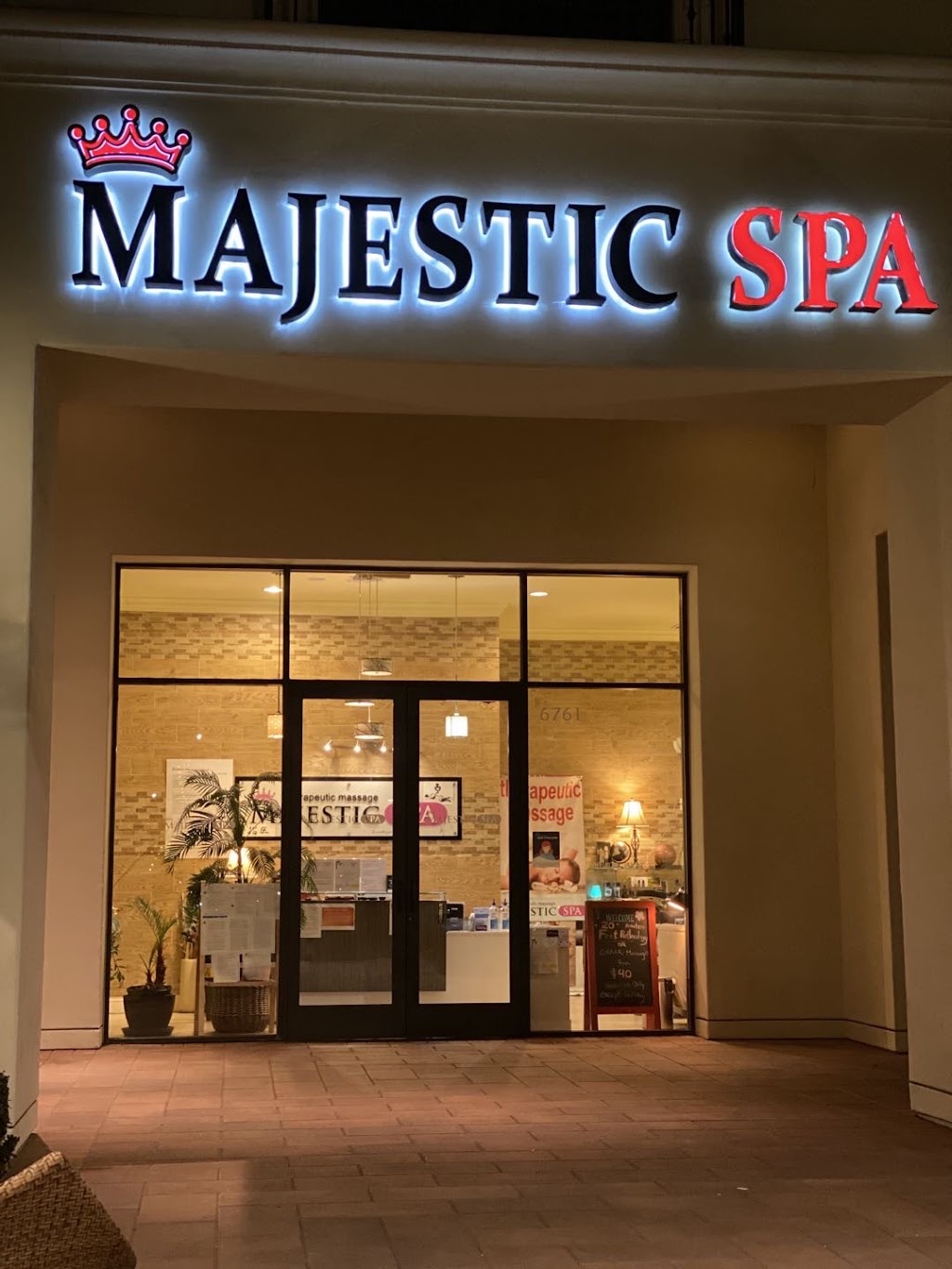 Majestic Spa | 6761 Quail Hill Pkwy, Irvine, CA 92603, USA | Phone: (949) 854-1010