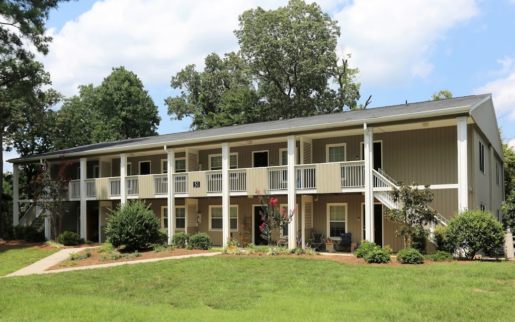 The Avenue Apartments | 5939 W Friendly Ave, Greensboro, NC 27410, USA | Phone: (336) 537-5258