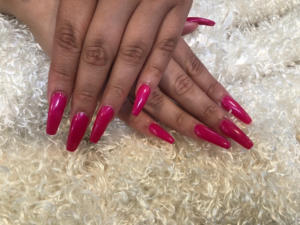 Vivians Elegant Nails Spa & Hair | 2298 E 14th St, San Leandro, CA 94577, USA | Phone: (510) 969-7807