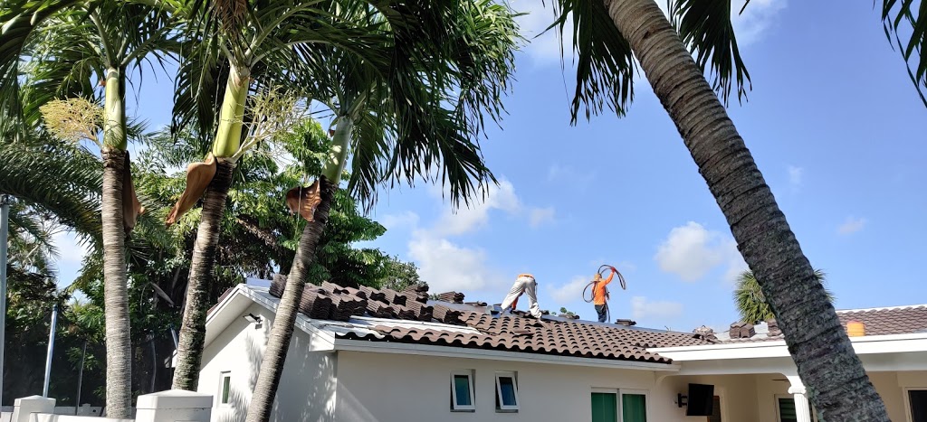 Roofing Fort Lauderdale | 5911 SW 39th Ave, Fort Lauderdale, FL 33312, USA | Phone: (954) 589-1577