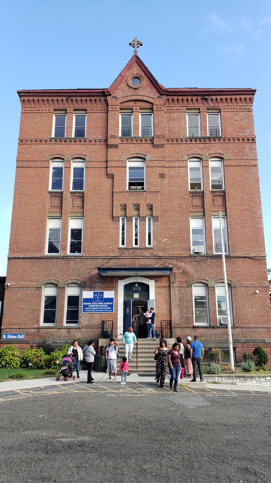 Bronx Arts & Science Charter School | 925 Hutchinson River Pkwy, The Bronx, NY 10465, USA | Phone: (718) 823-1065