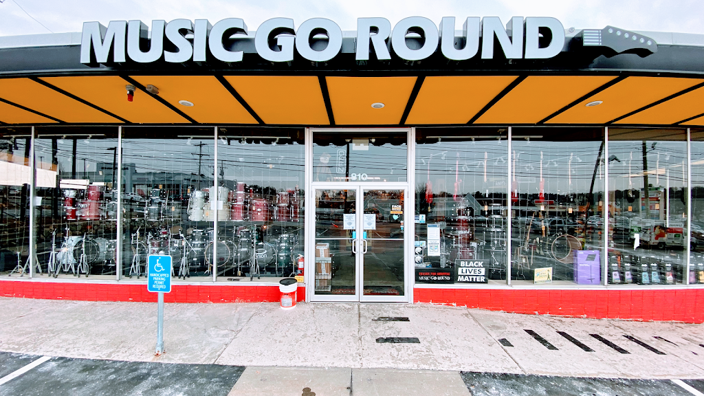 Music Go Round Boston | 810 Worcester St, Natick, MA 01760, USA | Phone: (508) 647-6874