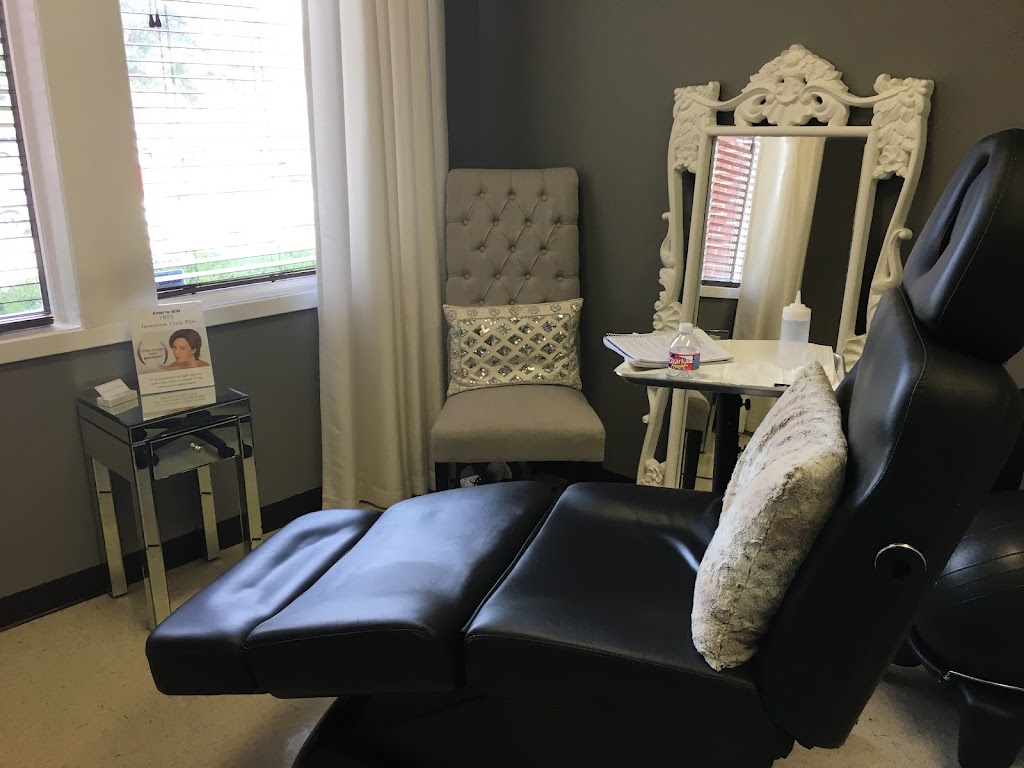 Metroplex Dermatology | 300 W Arbrook Blvd Suite D, Arlington, TX 76014, USA | Phone: (817) 704-4777