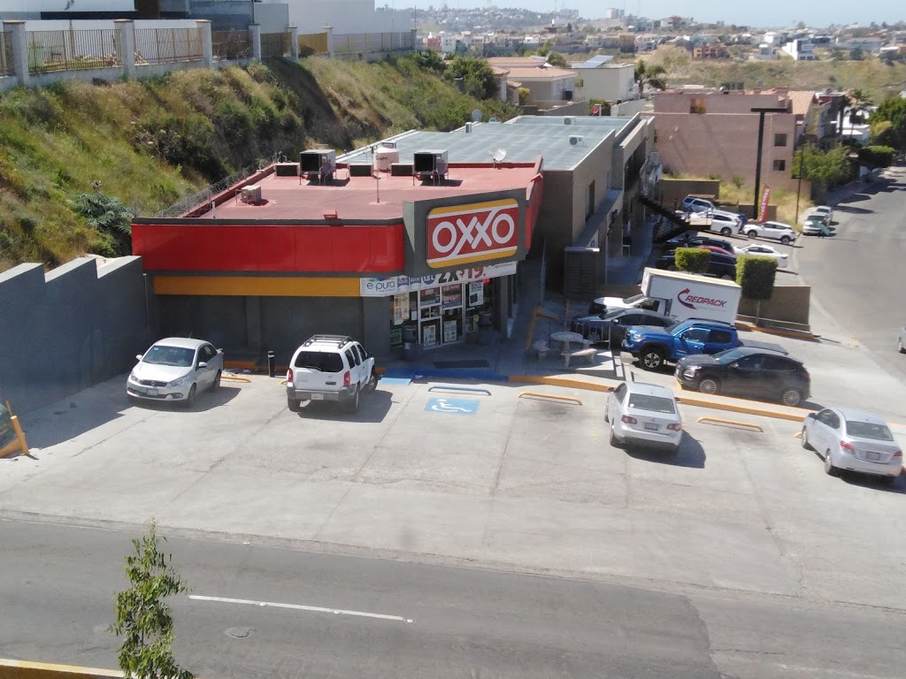 OXXO | C. Oaxtepec 12185, Chilpancingo, 22440 Tijuana, B.C., Mexico | Phone: 81 8320 2020