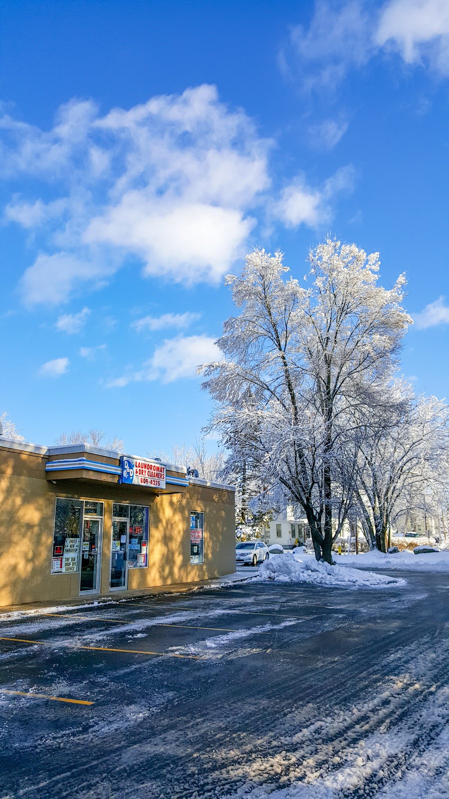 D & D Laundromat And Cleaners | 76 Lowell Rd, Hudson, NH 03051, USA | Phone: (603) 809-4275