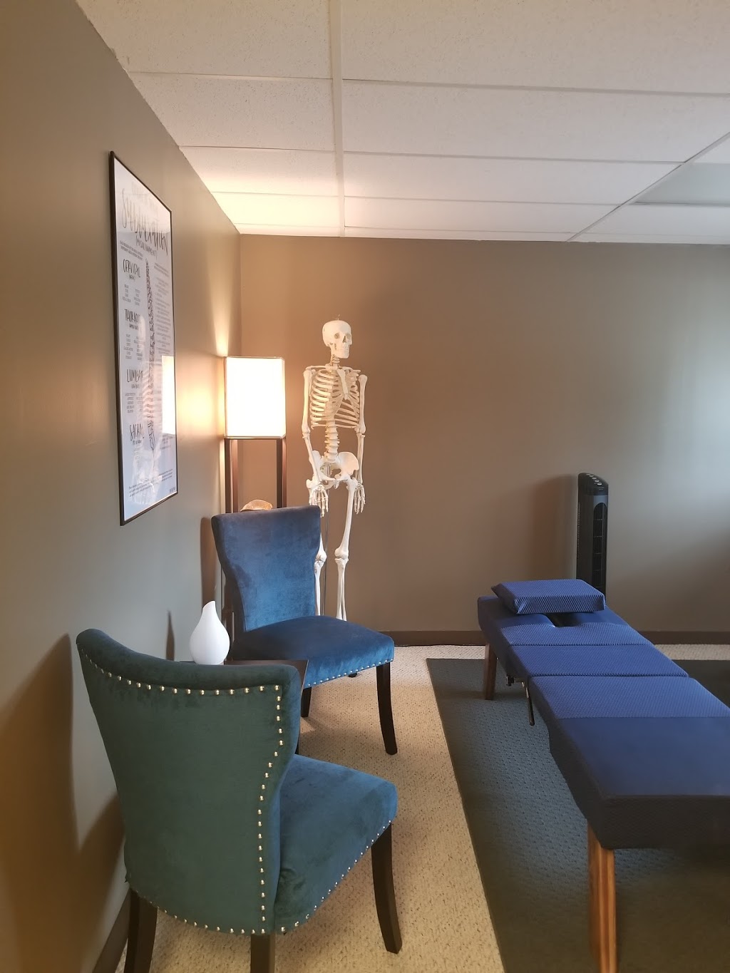 Elevate Health Chiropractic | 2201 Kipling St Ste. 100, Lakewood, CO 80215, USA | Phone: (720) 688-6372