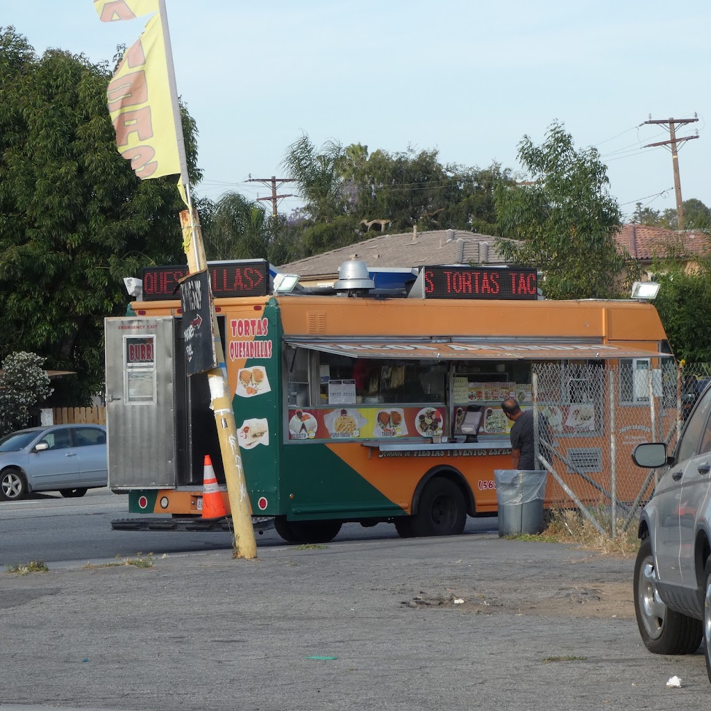 A-1 Coin Laundry | 4200, 13739 Leffingwell Rd # G, Whittier, CA 90605, USA | Phone: (562) 941-0444