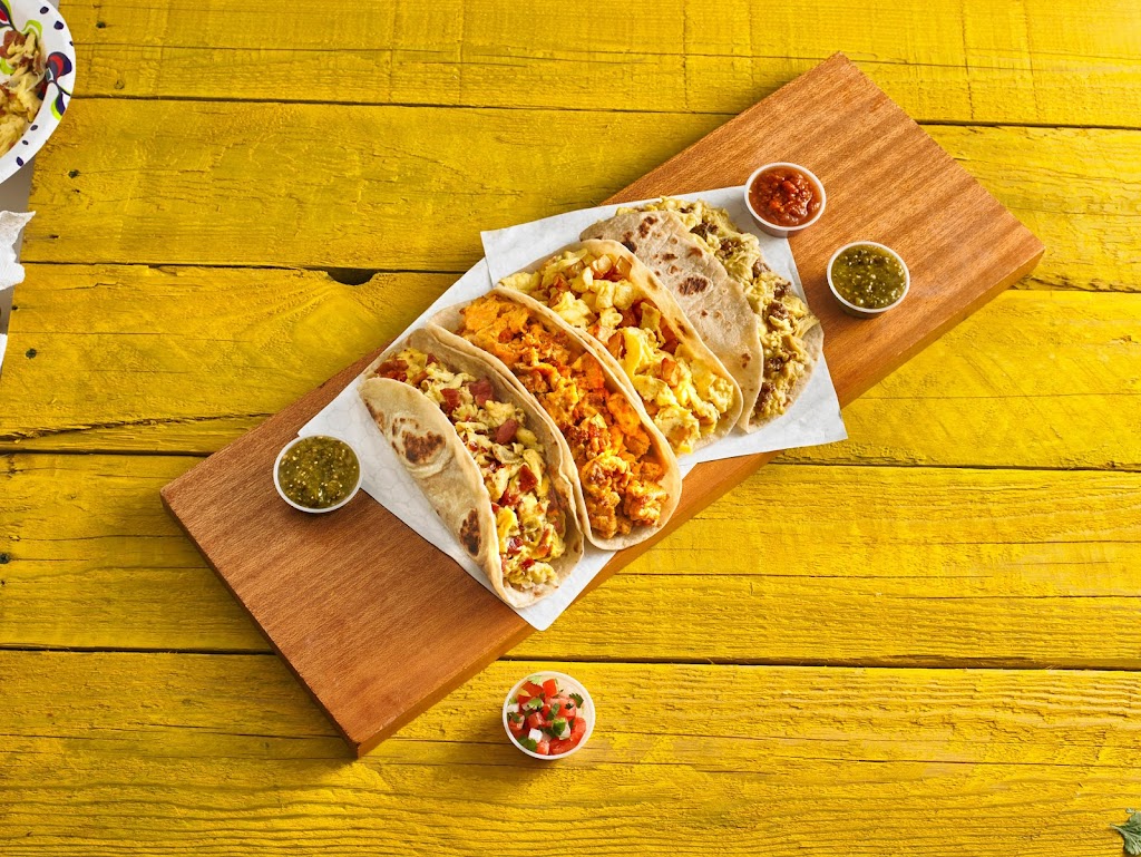 Laredo Taco Company | 5870 Hwy 35 N, Rockport, TX 78382, USA | Phone: (361) 205-4238