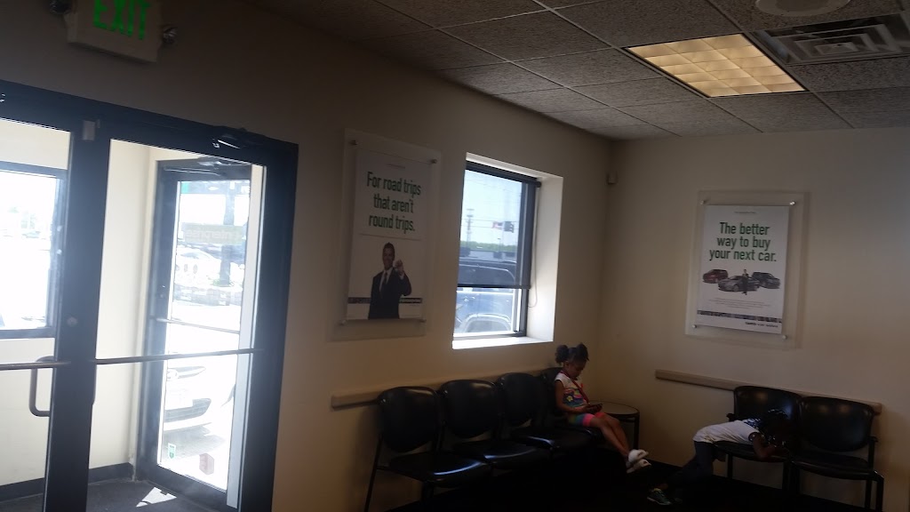 Enterprise Rent-A-Car | 9650 Indianapolis Blvd, Highland, IN 46322, USA | Phone: (219) 924-0707