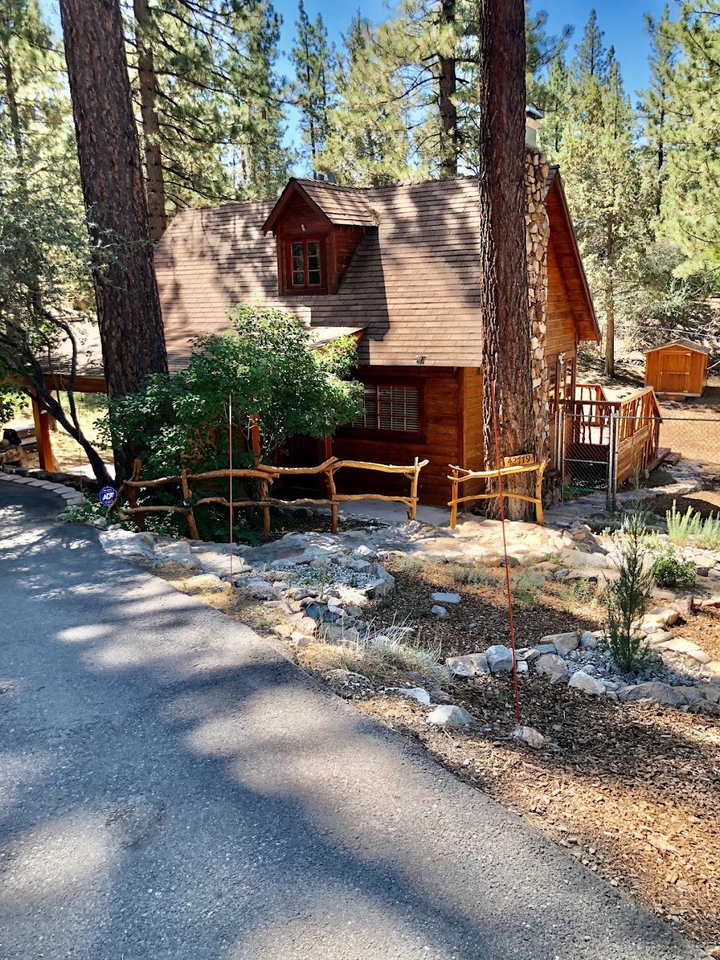 Big Bear Real Estate | BigBearRealEstate.com | 41114 Big Bear Blvd, Big Bear Lake, CA 92315, USA | Phone: (909) 547-7550