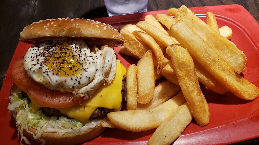 Red Robin Gourmet Burgers and Brews | 755 NJ-18 Space 400A, East Brunswick, NJ 08816, USA | Phone: (732) 851-1772