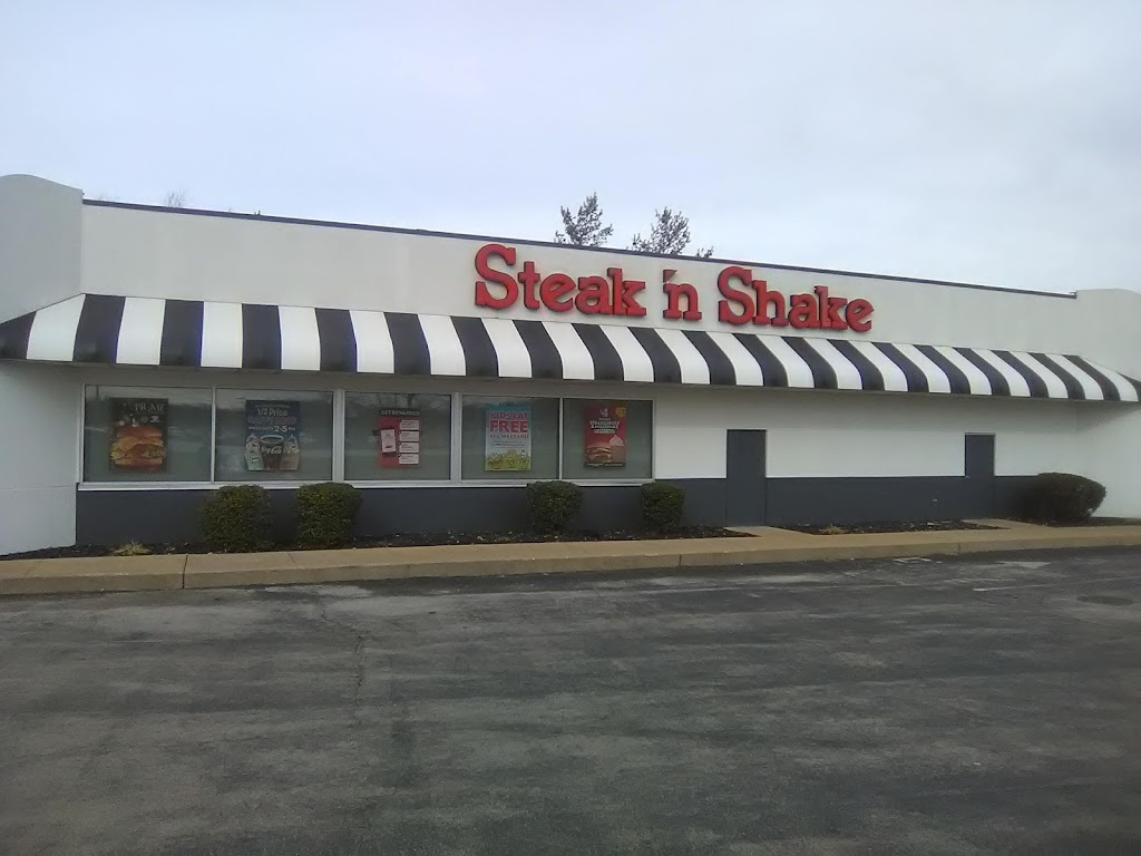 New Sugar Creek shopping center | 1165 Gravois Rd, Fenton, MO 63026, USA | Phone: (314) 962-6300