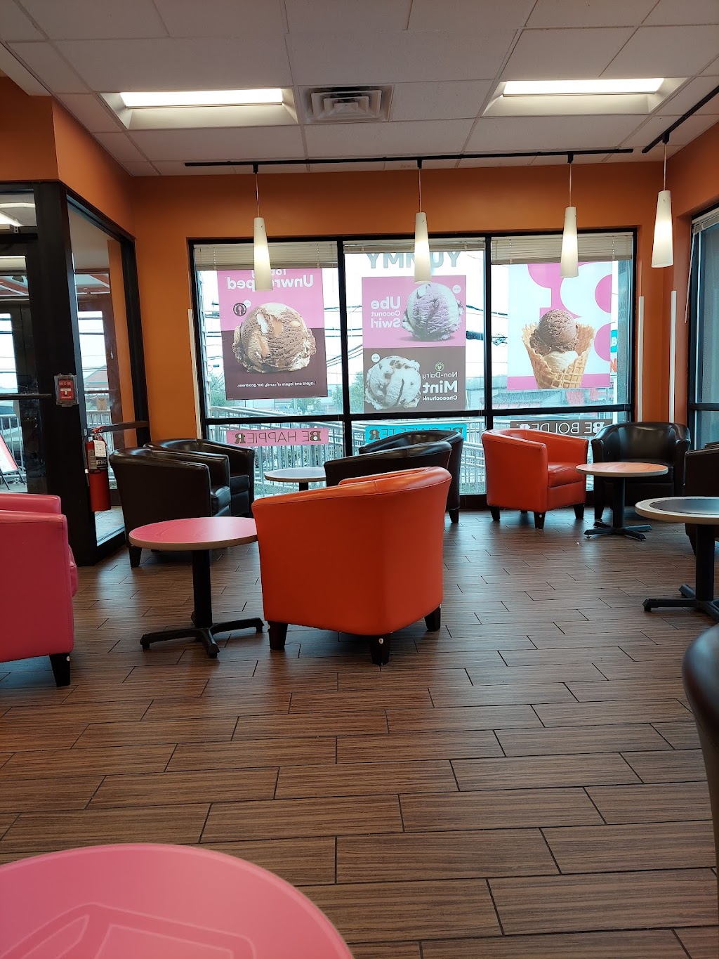 Baskin-Robbins | Southbound Side, 1076 US-9, Old Bridge, NJ 08857, USA | Phone: (732) 553-0375