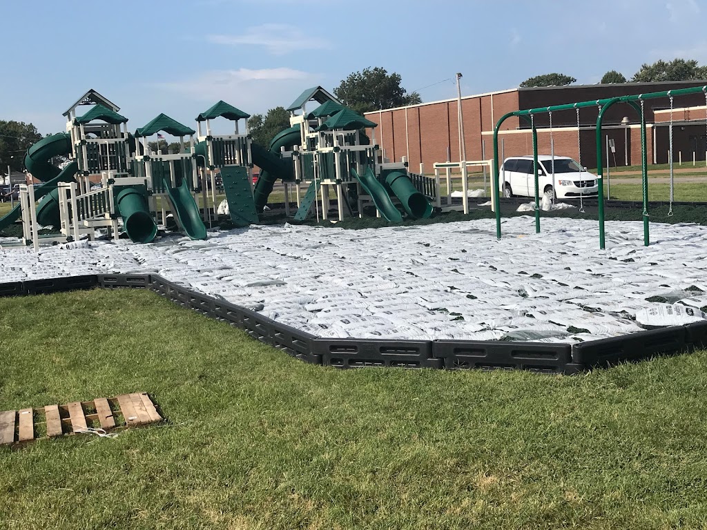 Swingset Factory Depot | 909 N Bluff Rd, Collinsville, IL 62234, USA | Phone: (618) 314-8007