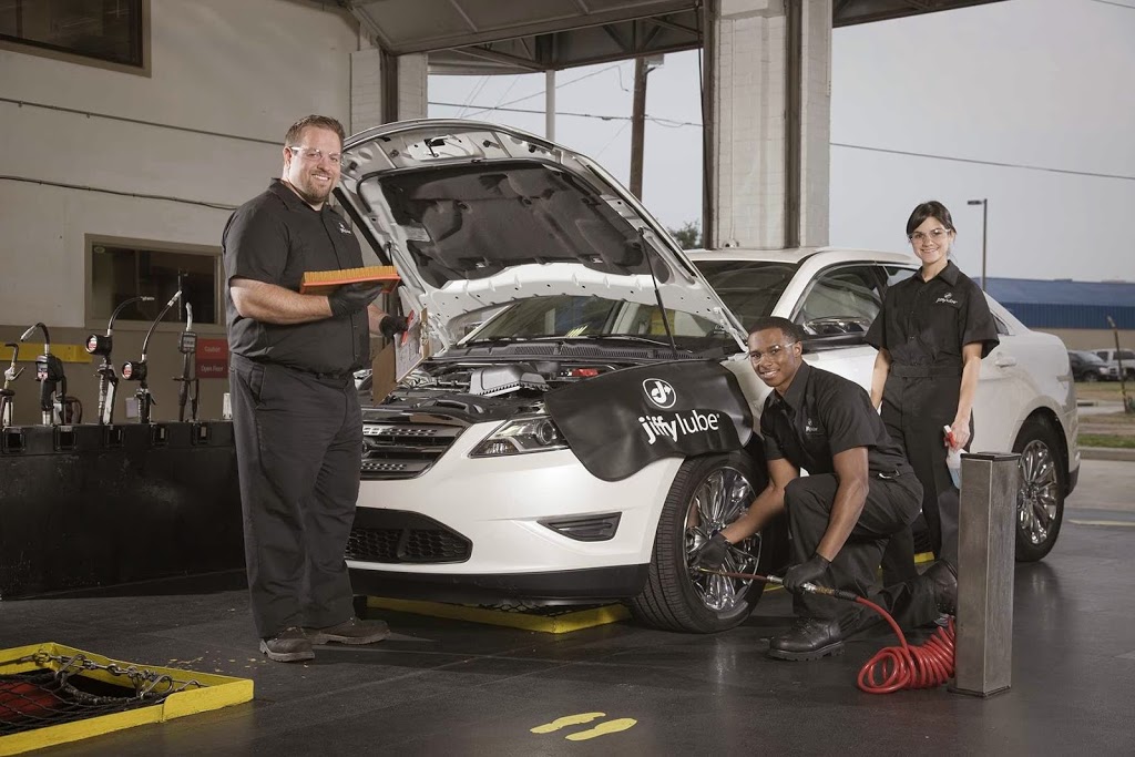 Jiffy Lube | 3080 Main St, Irvine, CA 92614, USA | Phone: (949) 863-0625