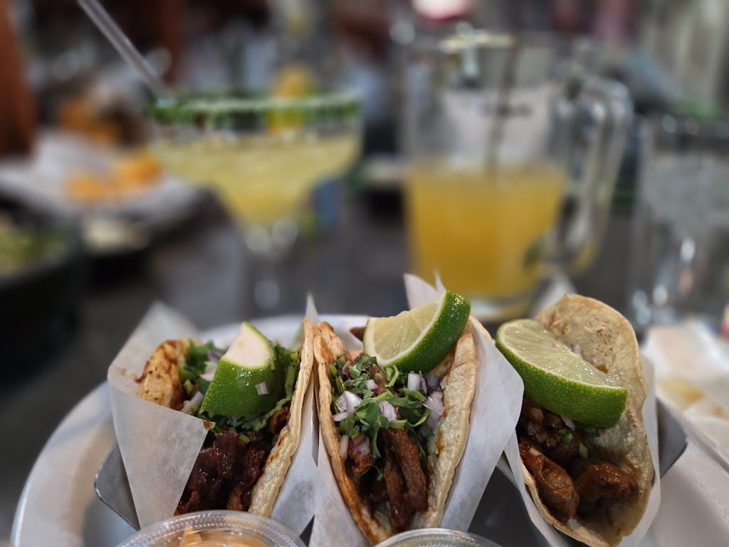 Los Girasoles Mexican Restaurant | 4161 Steels Pointe #500, Stow, OH 44224, USA | Phone: (330) 926-9015