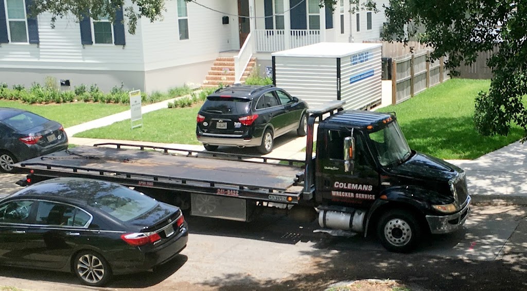 coleman wrecker service | 8200 Old Gentilly Rd, New Orleans, LA 70126, USA | Phone: (504) 241-9422