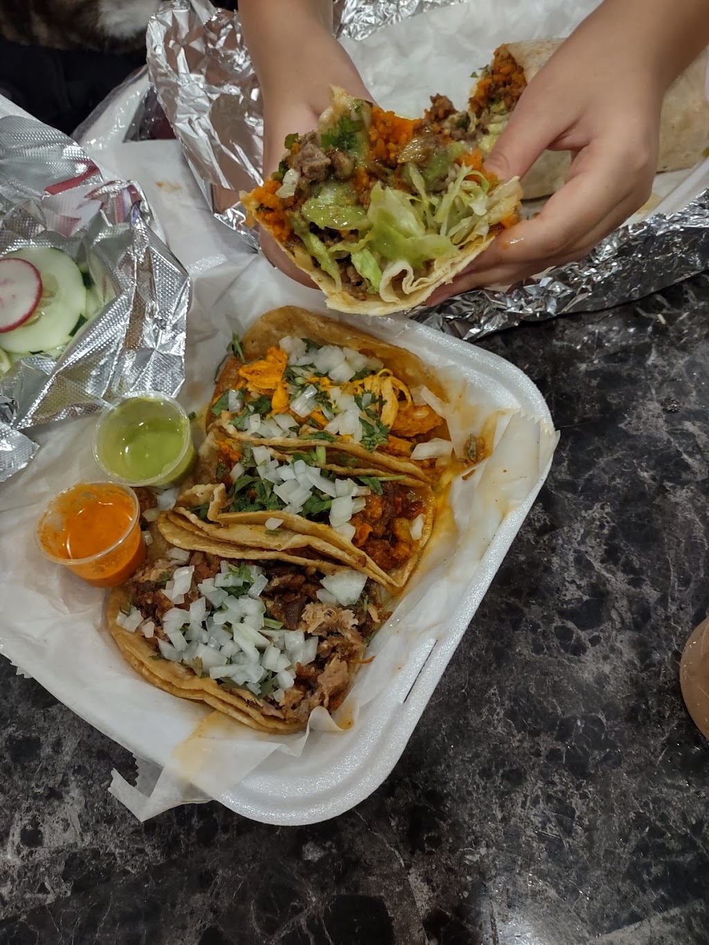 Tacos El Joven | 2157 Queen City Ave, Cincinnati, OH 45214, USA | Phone: (513) 208-1713