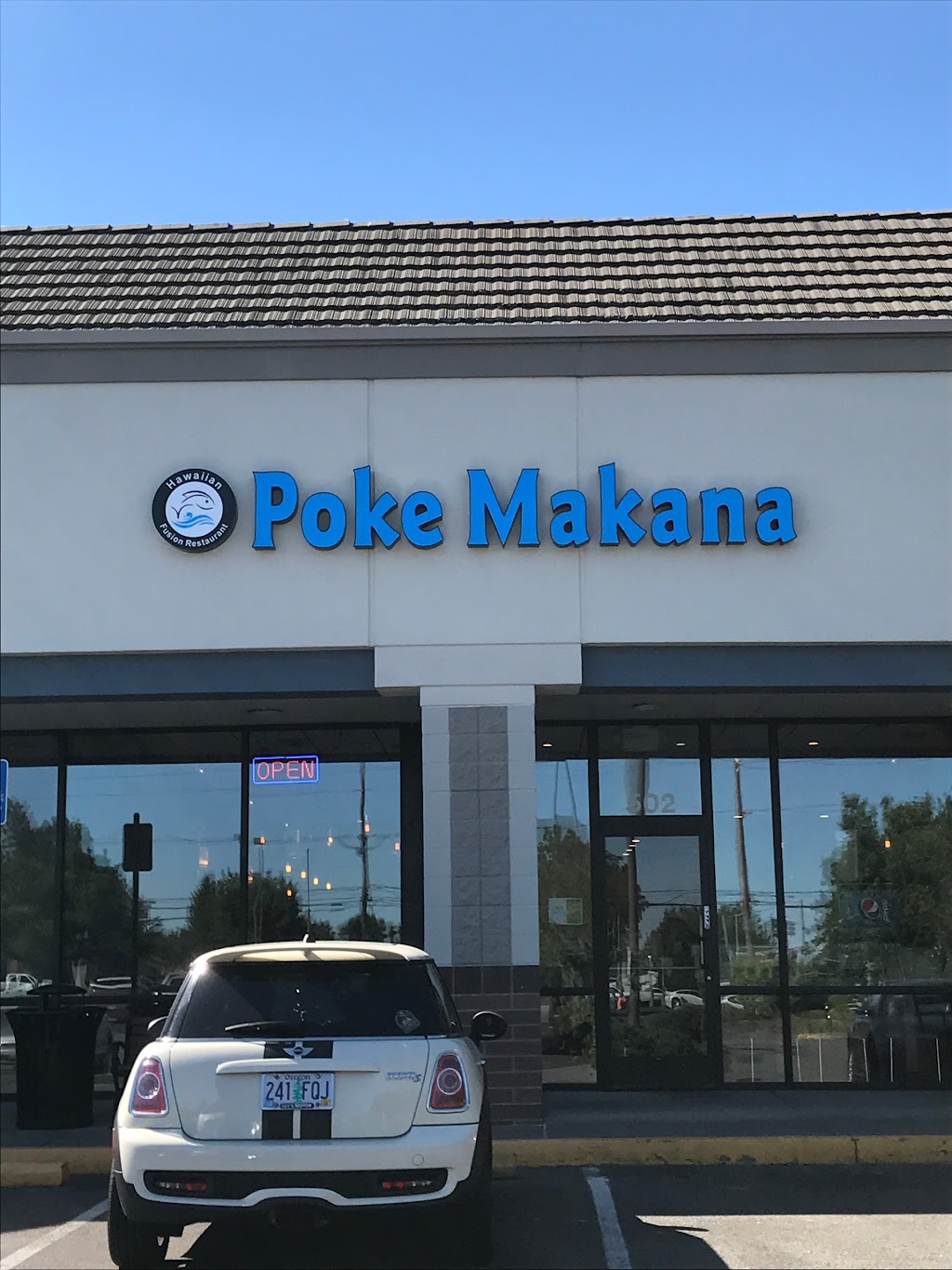 Poke Makana | 20661 SW Roy Rogers Rd Ste 502, Sherwood, OR 97140, USA | Phone: (503) 822-5362