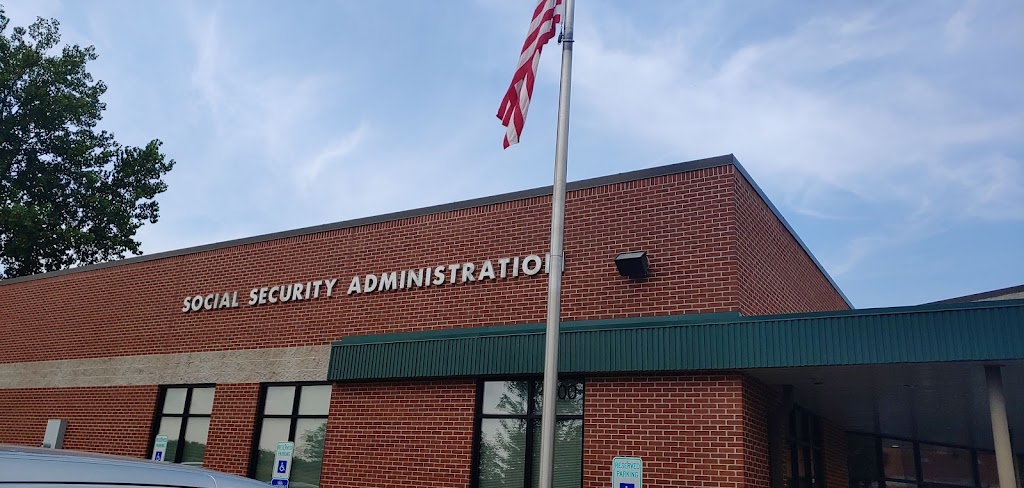 Social Security Administration | 4800 Executive Centre Pkwy, St Peters, MO 63376 | Phone: (800) 772-1213