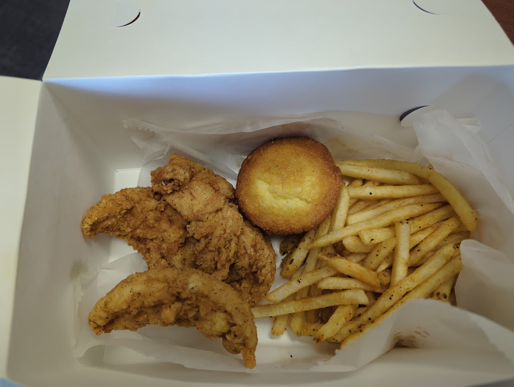 Chick N Max | 3520 N Maize Rd, Wichita, KS 67205, USA | Phone: (316) 977-7030