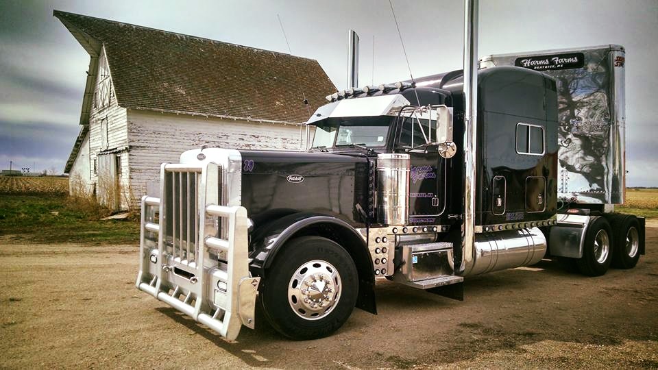Harms Farms Trucking Inc | 2201 N 4th St, Beatrice, NE 68310, USA | Phone: (402) 673-3108