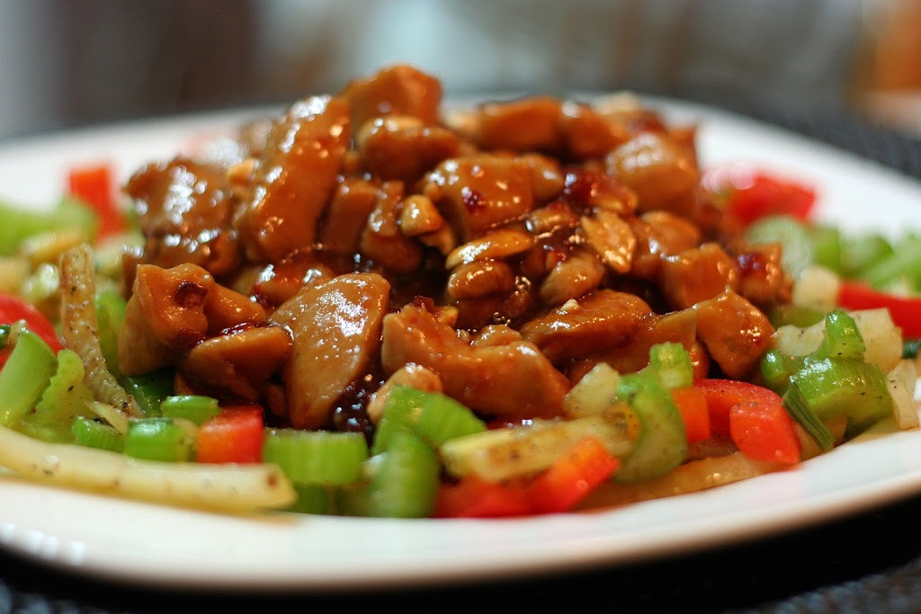 Lucky Panda | 217 N Cascade St, Osceola, WI 54020, USA | Phone: (715) 294-3533