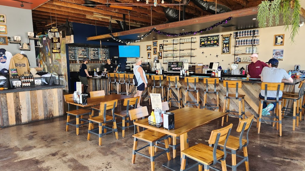 Beer Town | 507 N Coast Hwy, Oceanside, CA 92054, USA | Phone: (760) 826-2337