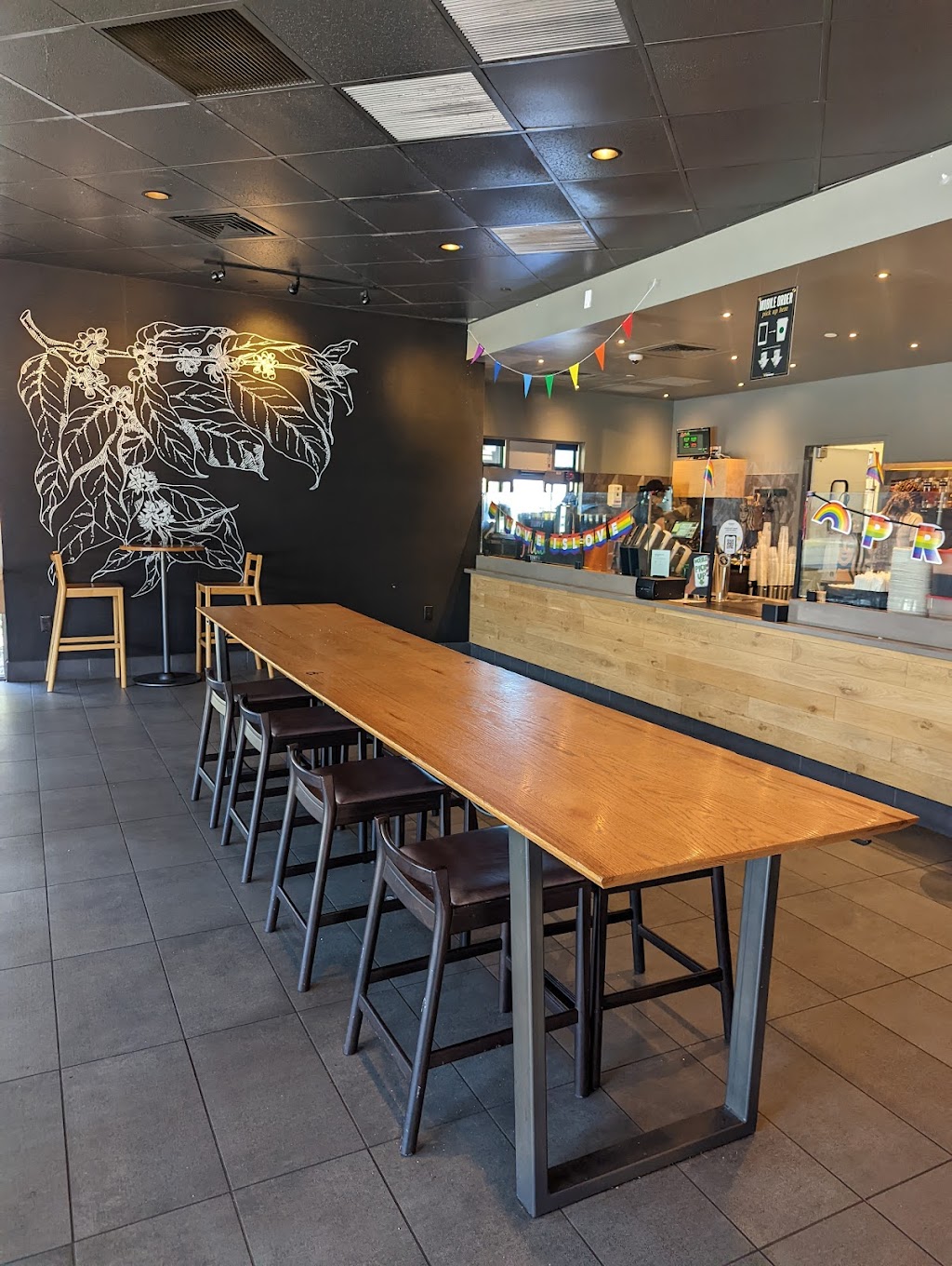 Starbucks | 1280 W Blaine St, Riverside, CA 92507, USA | Phone: (951) 686-5947