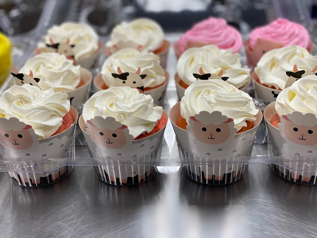 Our Sweet Lil Cakery | 10501 E Seven Generations Way #131, Tucson, AZ 85747, USA | Phone: (520) 288-1969