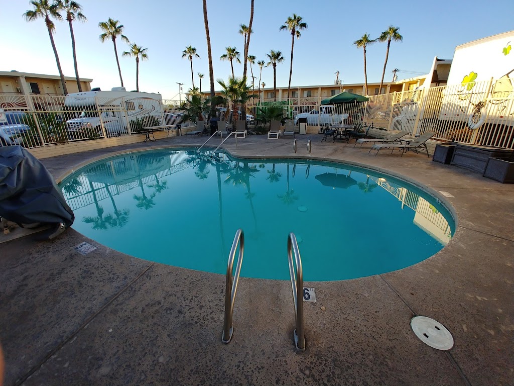 Quality Inn & Suites Phoenix NW - Sun City | 11201 Grand Ave, Youngtown, AZ 85363, USA | Phone: (623) 933-8211