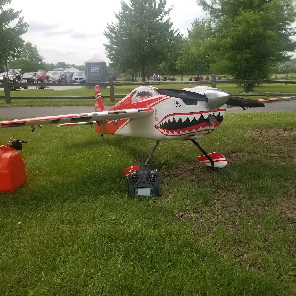 Tinley Creek Model Airplane Flying Field | Cicero Ave, Matteson, IL 60443, USA | Phone: (800) 870-3666