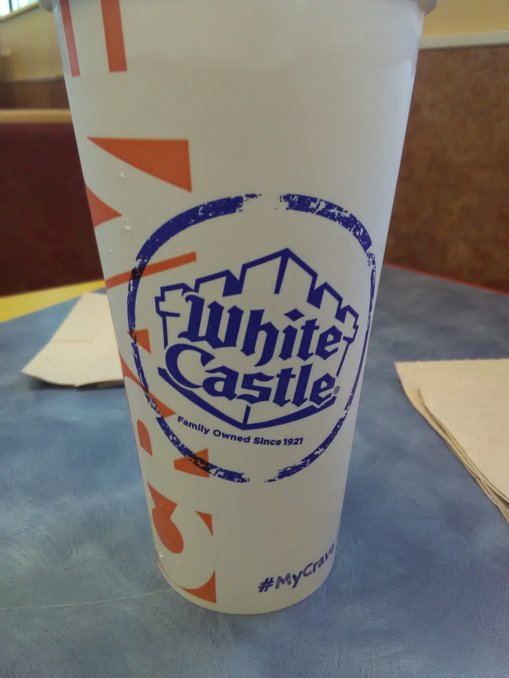 White Castle | 2711 Fern Valley Rd, Louisville, KY 40213, USA | Phone: (502) 962-8438