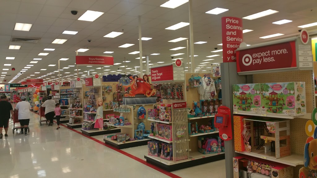 Target | 15272 Summit Ave, Fontana, CA 92336, USA | Phone: (909) 463-9872