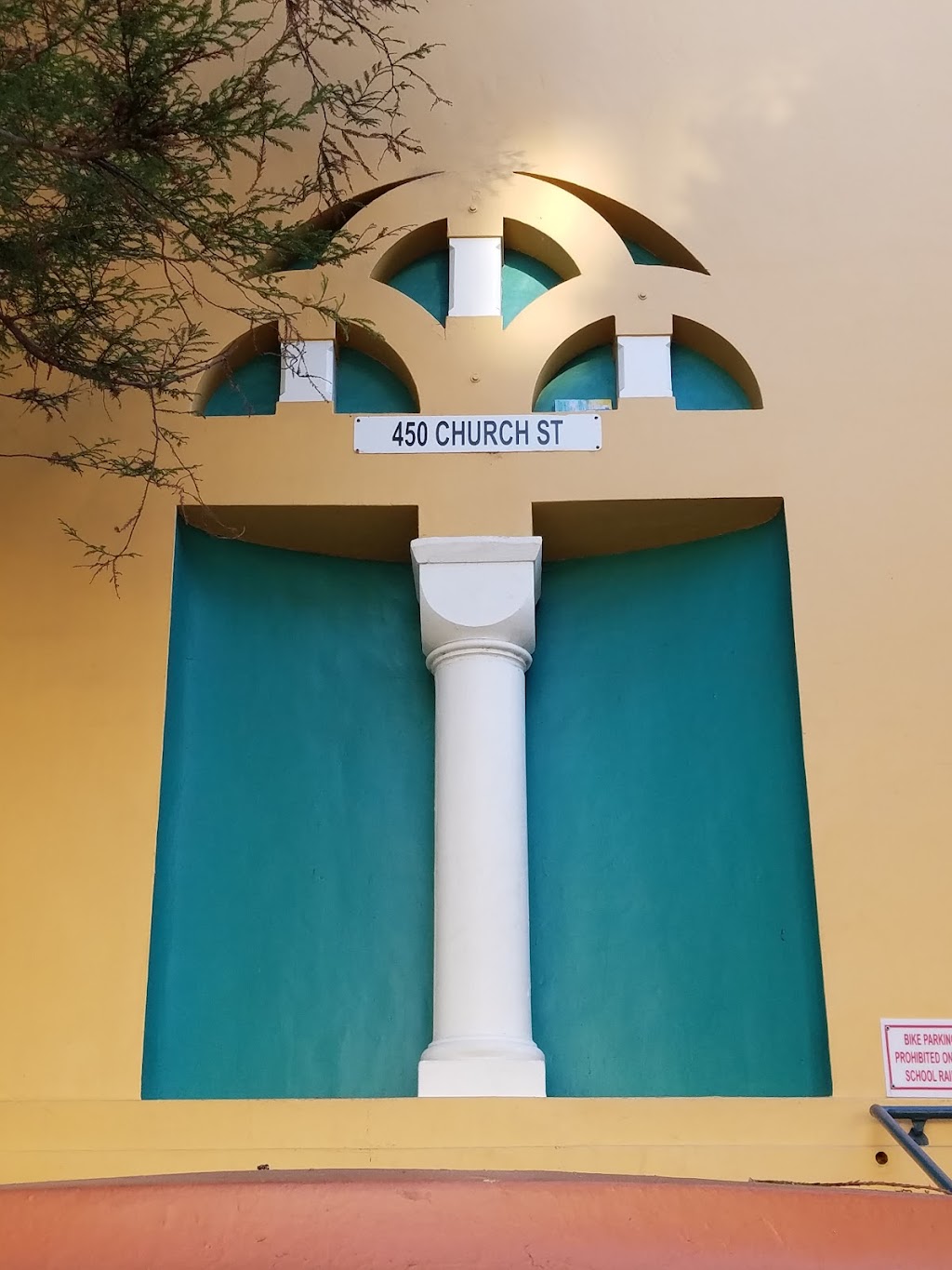 Everett Middle School | 450 Church St, San Francisco, CA 94114, USA | Phone: (415) 241-6344