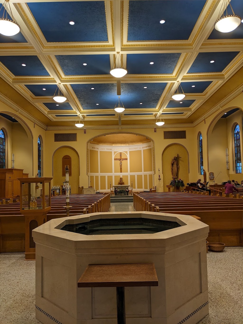 Holy Redeemer Catholic Church | 25 N Rosa Parks Way, Portland, OR 97217, USA | Phone: (503) 285-4539