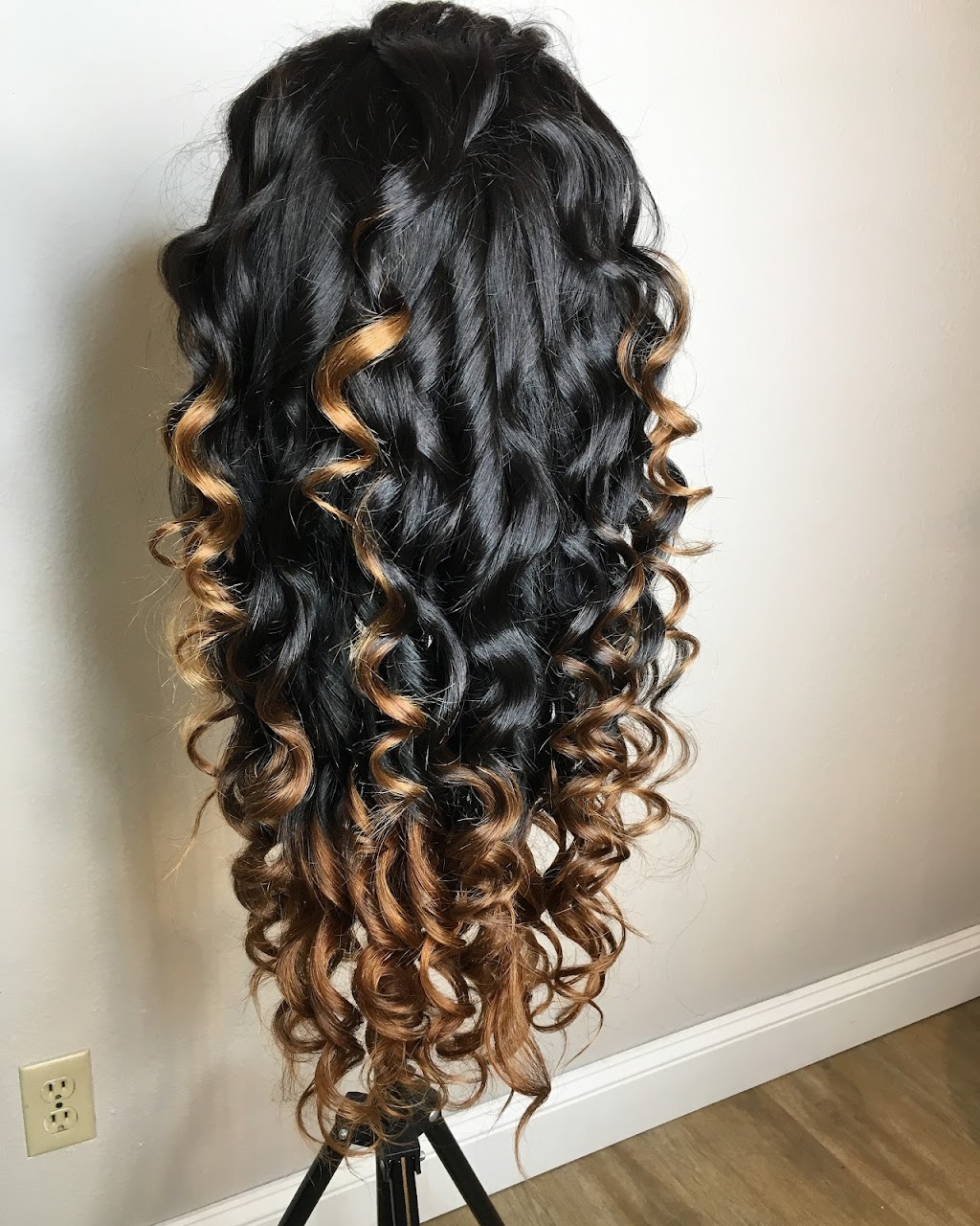 Virgin Hair Outlet | 2400 W Pioneer Pkwy #114, Pantego, TX 76013, USA | Phone: (817) 200-6390