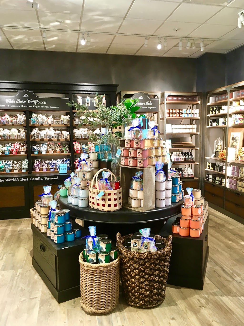 Bath & Body Works | 1028 N El Camino Real, Encinitas, CA 92024, USA | Phone: (760) 704-0632