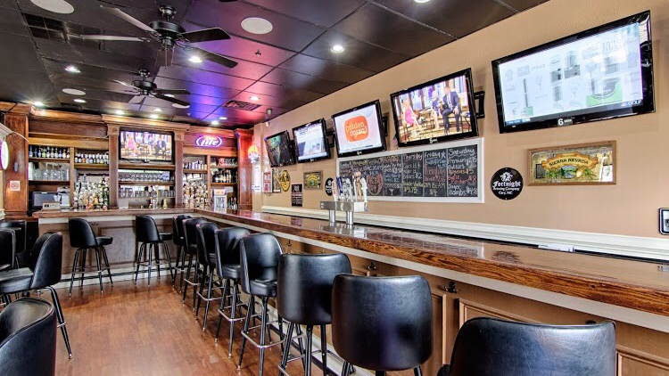 The Corner Tavern and Grill | 1301 NW Maynard Rd, Cary, NC 27513, USA | Phone: (919) 460-0088