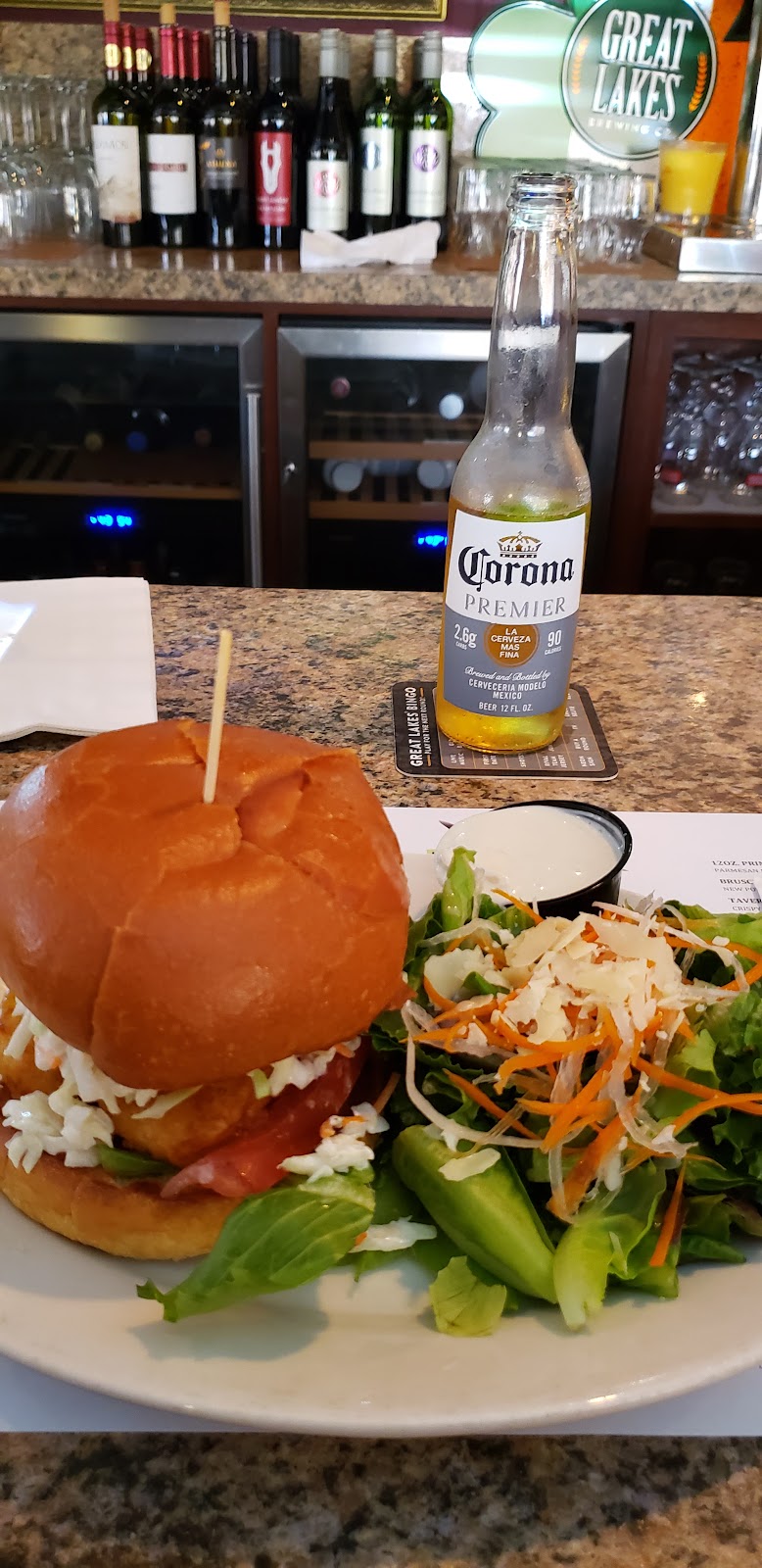 Local Tavern Willoughby Hills | 29007 Chardon Rd, Willoughby Hills, OH 44092, USA | Phone: (440) 833-4484