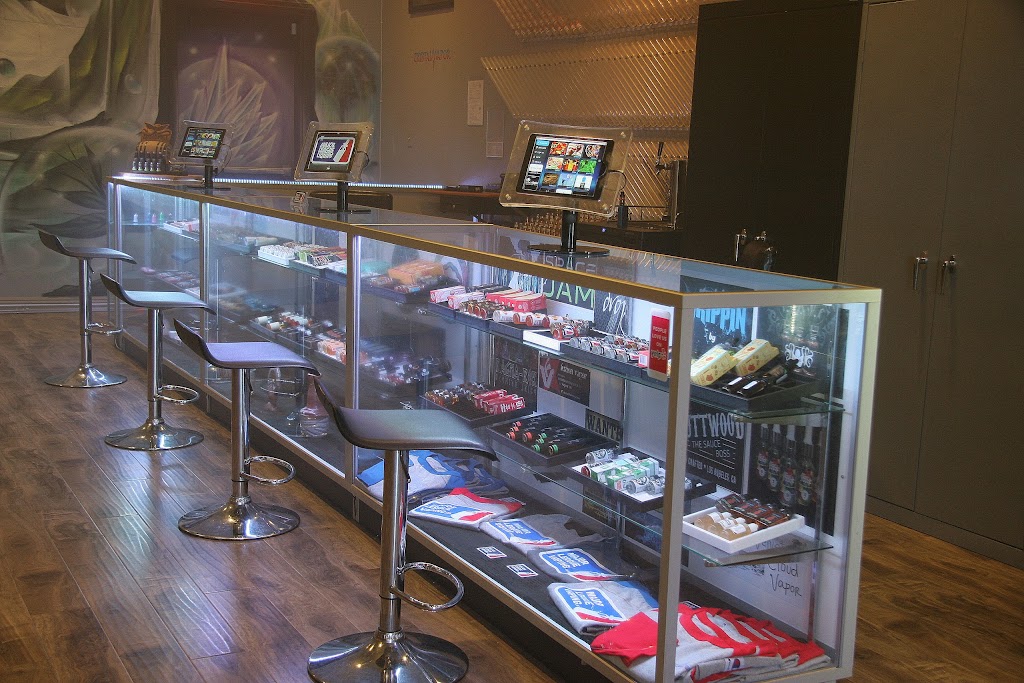 Crystal Vapor | 2259 Foothill Blvd, La Cañada Flintridge, CA 91011, USA | Phone: (818) 248-2200