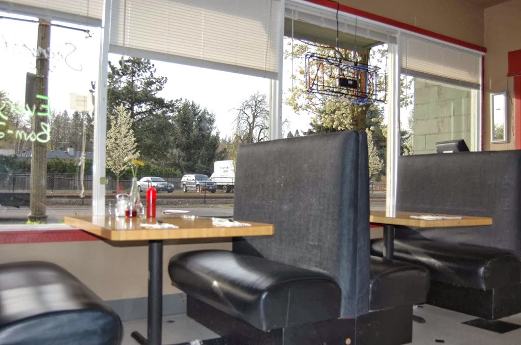 Fat Milos Family Kitchen | 16147 SW Railroad St, Sherwood, OR 97140, USA | Phone: (503) 925-3551