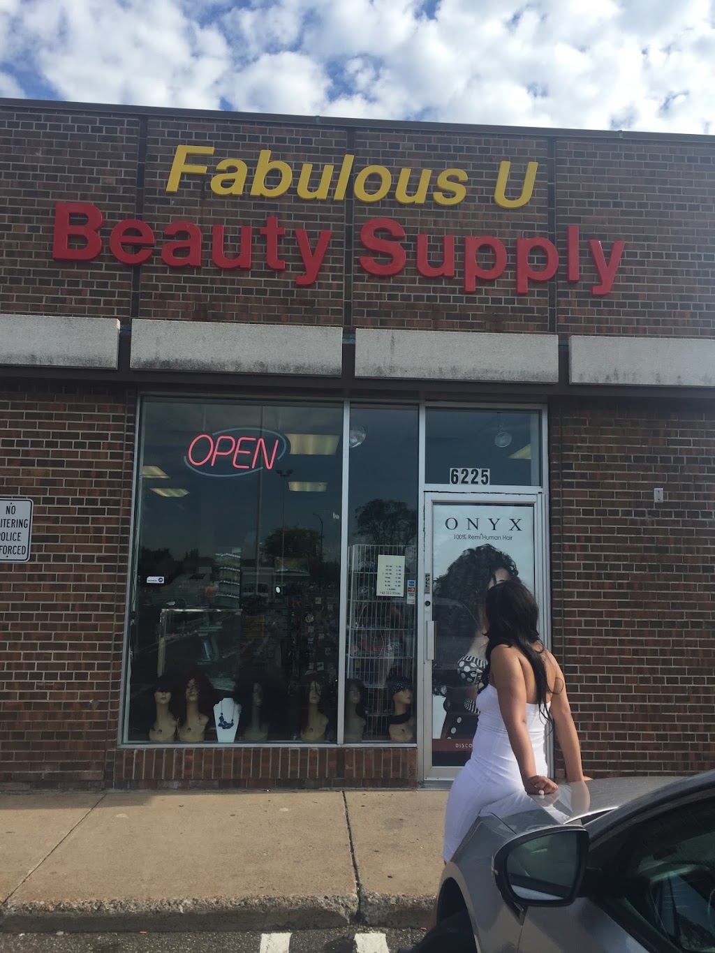 Fabulous U beauty supply | 6225 Brooklyn Blvd, Brooklyn Center, MN 55429, USA | Phone: (763) 222-5006